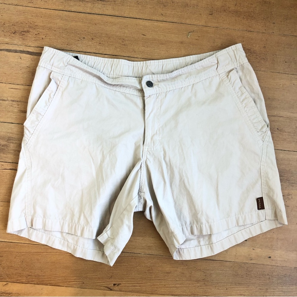 PrAna Women’s polyester cotton nylon blend White cream shorts Swim Hiking Sz XL